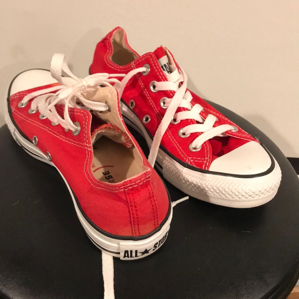 Red converse